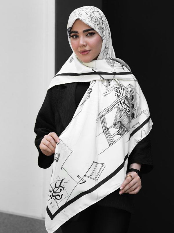 روسری نخ یزد و آثار‌ باستانی‌ تک‌ عمارت