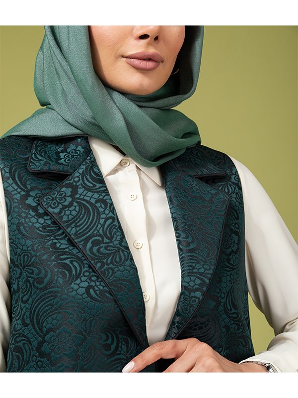 جلیقه زنانه ژاکارد کلاسیک یقه انگلیسی 70109