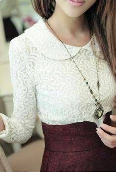 دختری با لباس یقه ب ب
