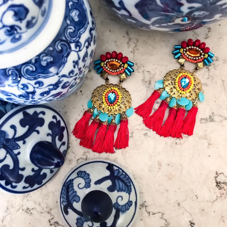 گوشواره رنگی