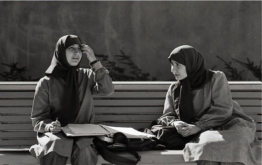 پوشش زنان بعد از انقلاب و سیر تحول لباس زنان