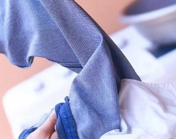 برگرداندن شلوار به سمت داخل