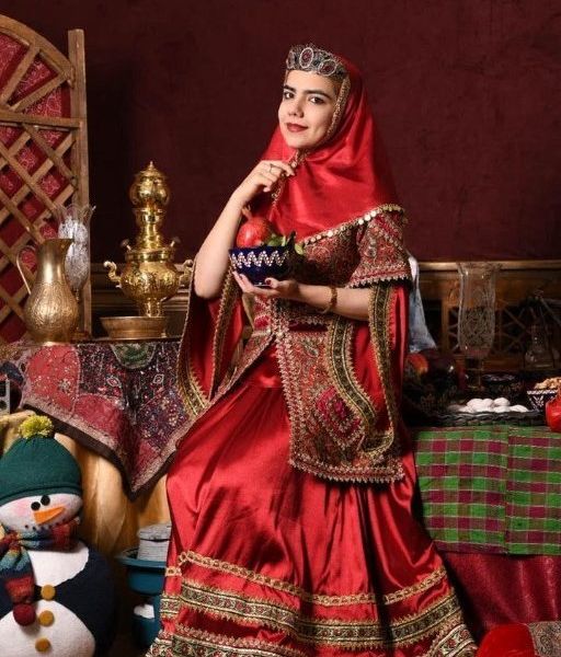 پوشاک ایرانی ها در شب یلدا چگونه است؟