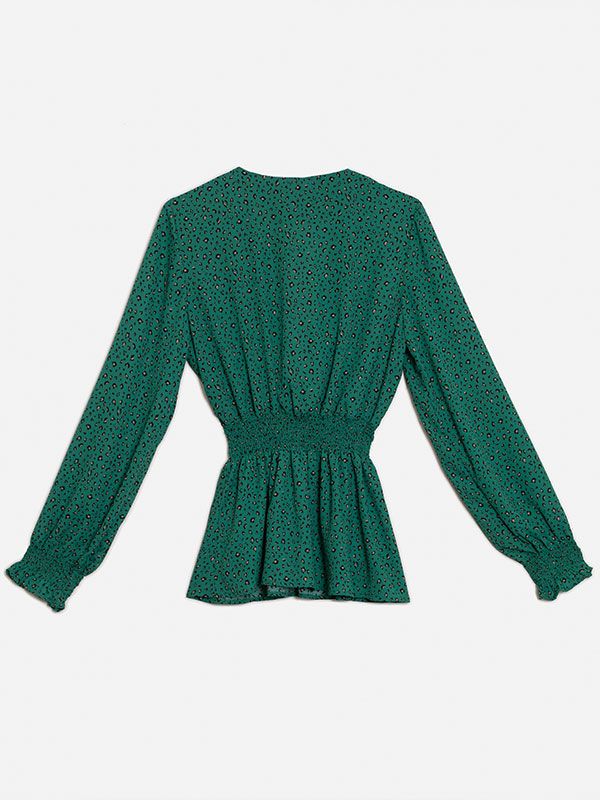بلوز زنانه کرپ ژرژت طرح دار کش دوزی یقه هفت هشت کژوال فریما