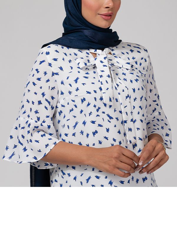 بلوز زنانه مجلسی آستین سه ربع کلوش یقه کرواتی کرپ ژورژت 40109