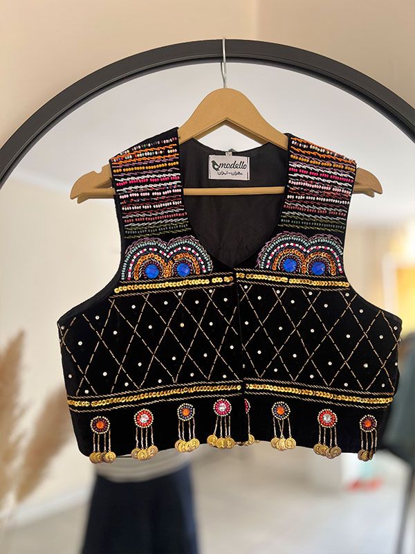 جلیقه منجوق‌ دوزی