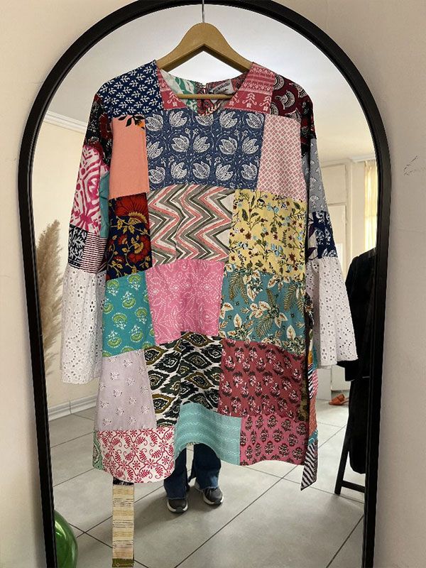 پیراهن چهل‌تکه رزا