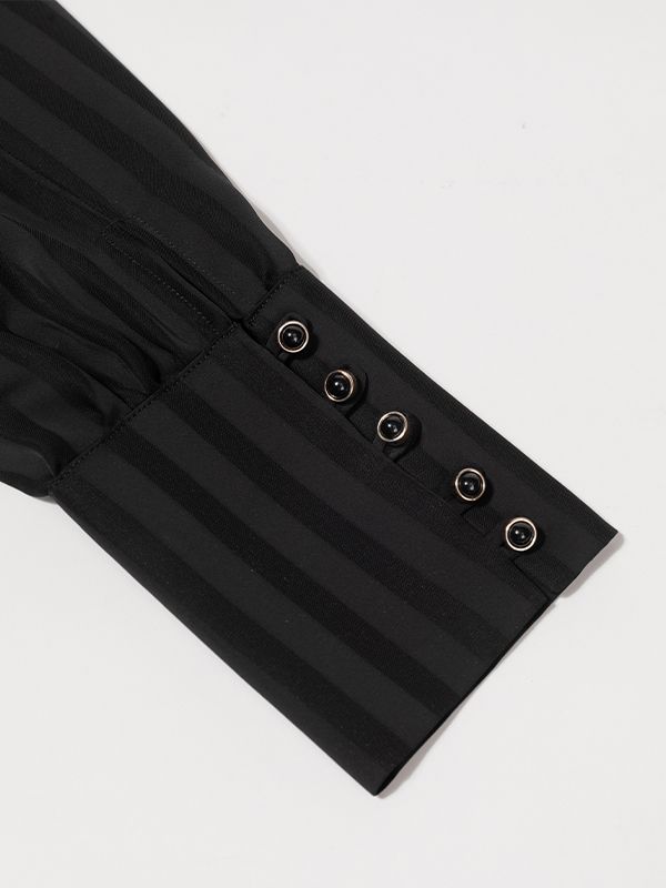 بلوز  مجلسی زنانه کرپ حریر یقه چپ راستی آستین پفی 40106