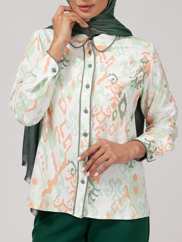 شومیز زنانه  طرح دار کرپ الیزه یقه مردانه 30102