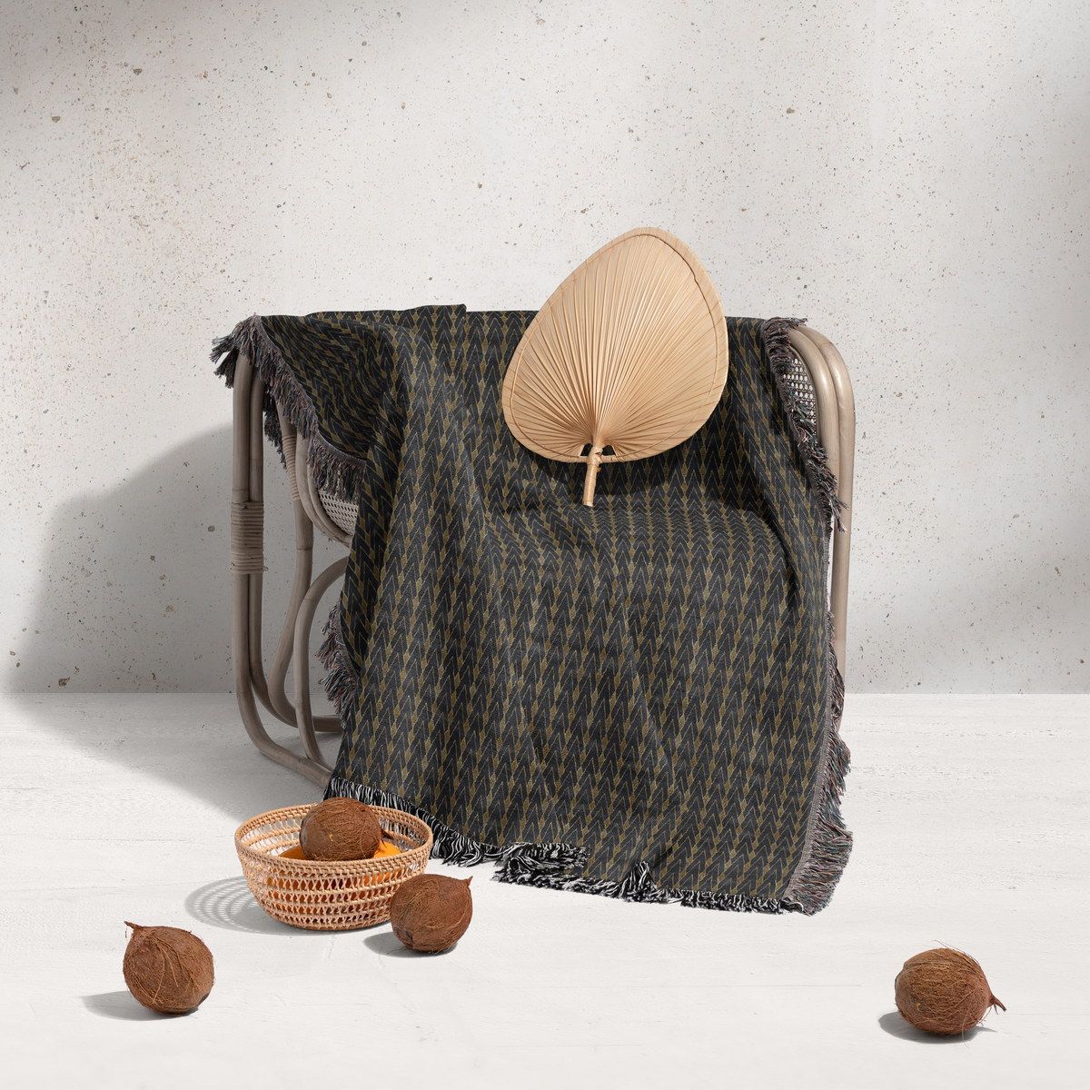 شال مبل ریش دار classic 395