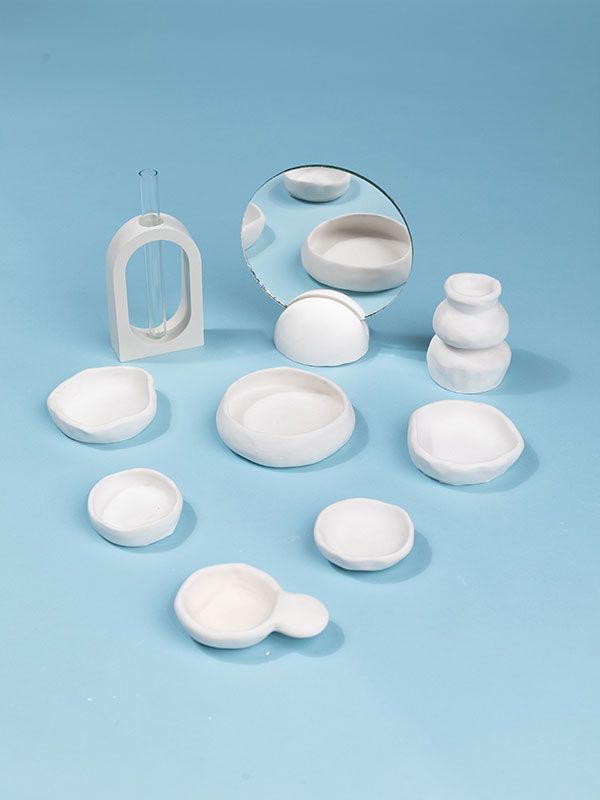 گلدان و جاشمعی پیچک